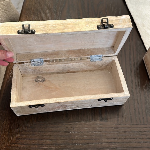 Home decor - Picture 4 of 4